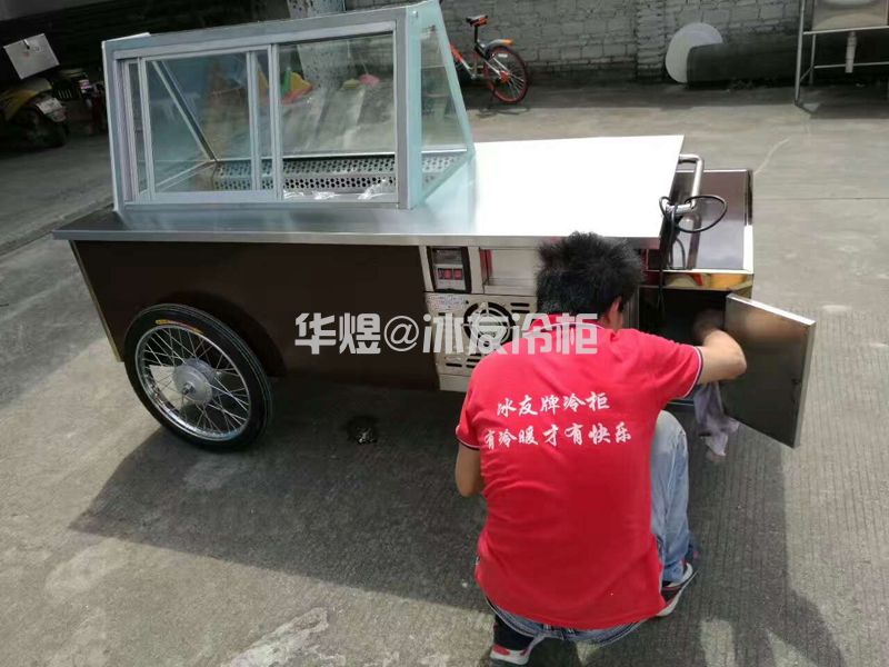 冰友咖啡色小型冰淇淋车硬质冰激凌车移动雪糕车冰淇淋小吃售卖车(图9)